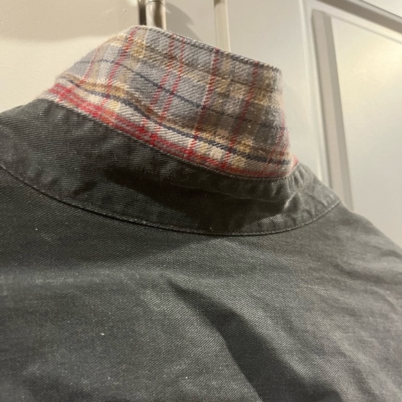 Cabela’s Coat - Picture 9 of 9